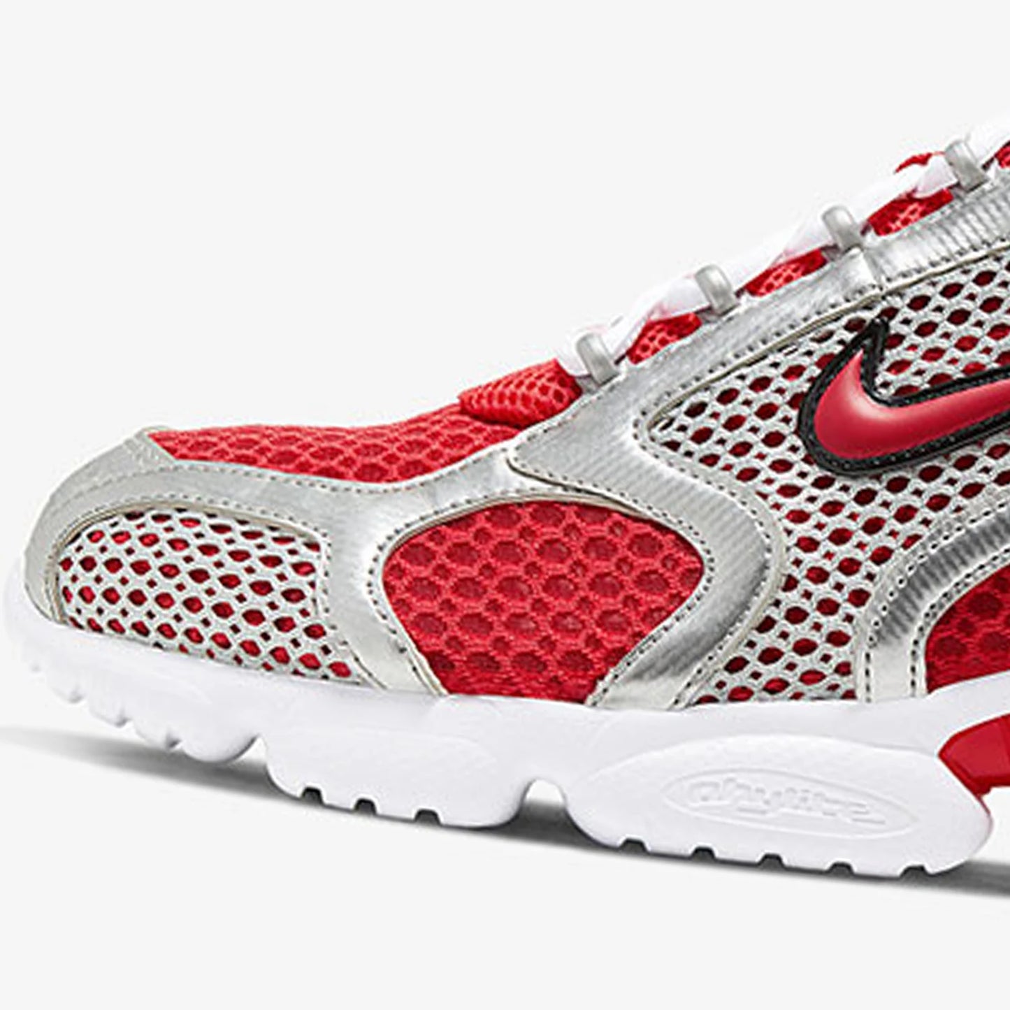 KicksStyle Nike Genuine Summer — power and lightness in every step. With breathable mesh, anatomical support, and responsive cushioning, it’s the perfect sneaker for life in motion.