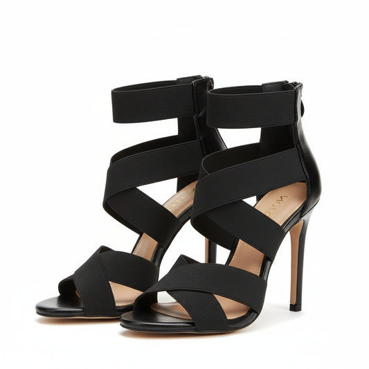 KicksStyle Lunna Grace — elegance and sensuality in every step. With modern straps, a sleek stiletto heel and premium finishing, this model enhances femininity with charm, lightness and presence for any special occasion.