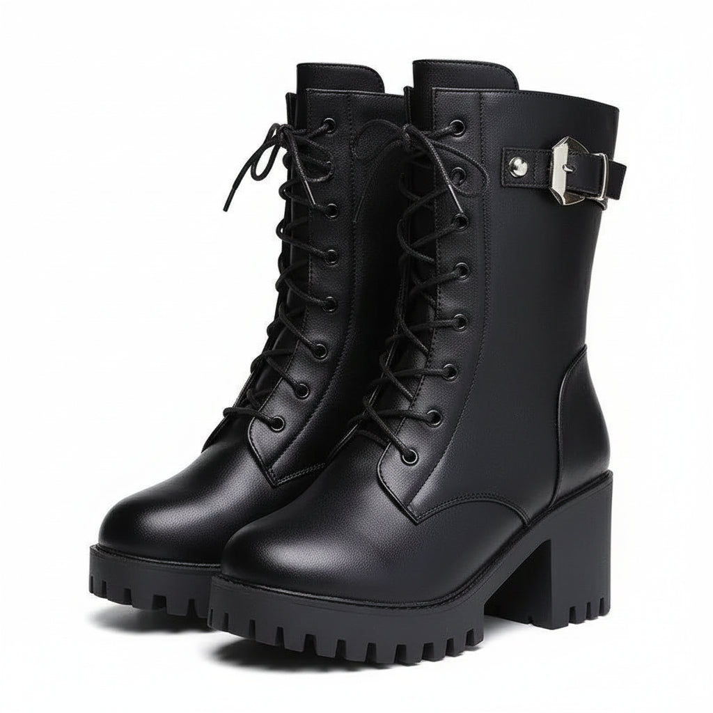 KicksStyle Dark Elegance — power and sophistication in one boot. With warm lining, stable heel, and a luxurious design, it blends winter comfort, durability, and urban style for confident, elegant cold-weather steps.