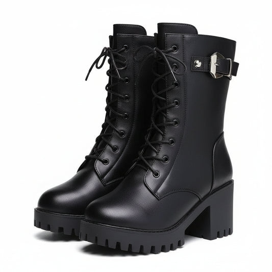 KicksStyle Dark Elegance — power and sophistication in one boot. With warm lining, stable heel, and a luxurious design, it blends winter comfort, durability, and urban style for confident, elegant cold-weather steps.