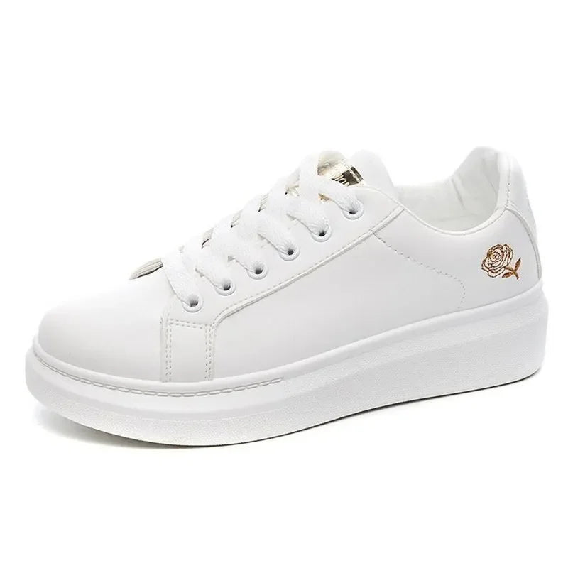 KicksStyle Street Muse — minimalist, elegant, and effortlessly stylish. Its clean white design with golden details delivers comfort and versatility, making every step a soft expression of modern fashion.
