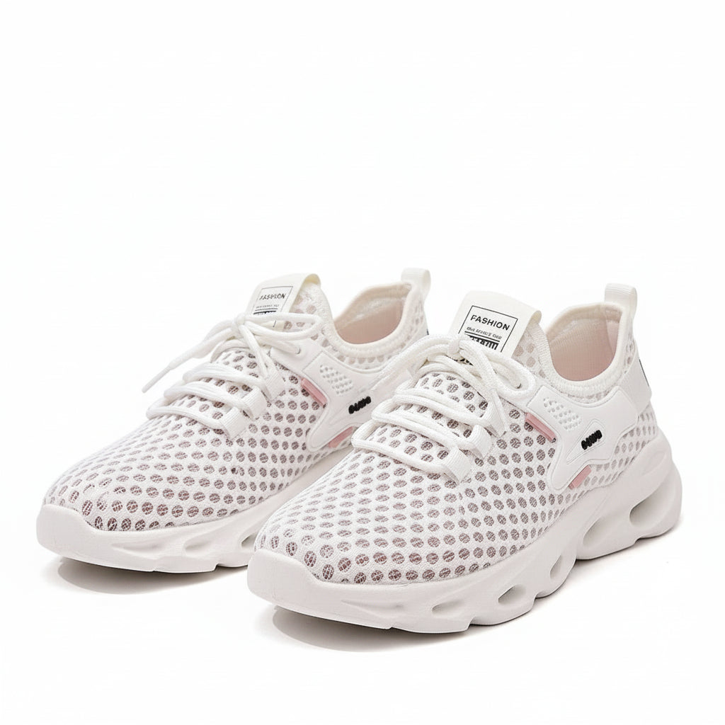 KicksStyle Neo Femme — light, stylish and tech-inspired. With a breathable mesh design, modern sole and bold feminine look, this sneaker delivers extreme comfort, freshness and attitude for those who live fashion in motion.
