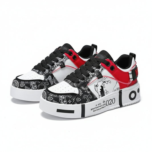 KicksStyle Core  — where street art meets attitude. Featuring bold graphic visuals, vibrant details and a sturdy sole, this sneaker delivers comfort, style and personality for those who live the city with authenticity.